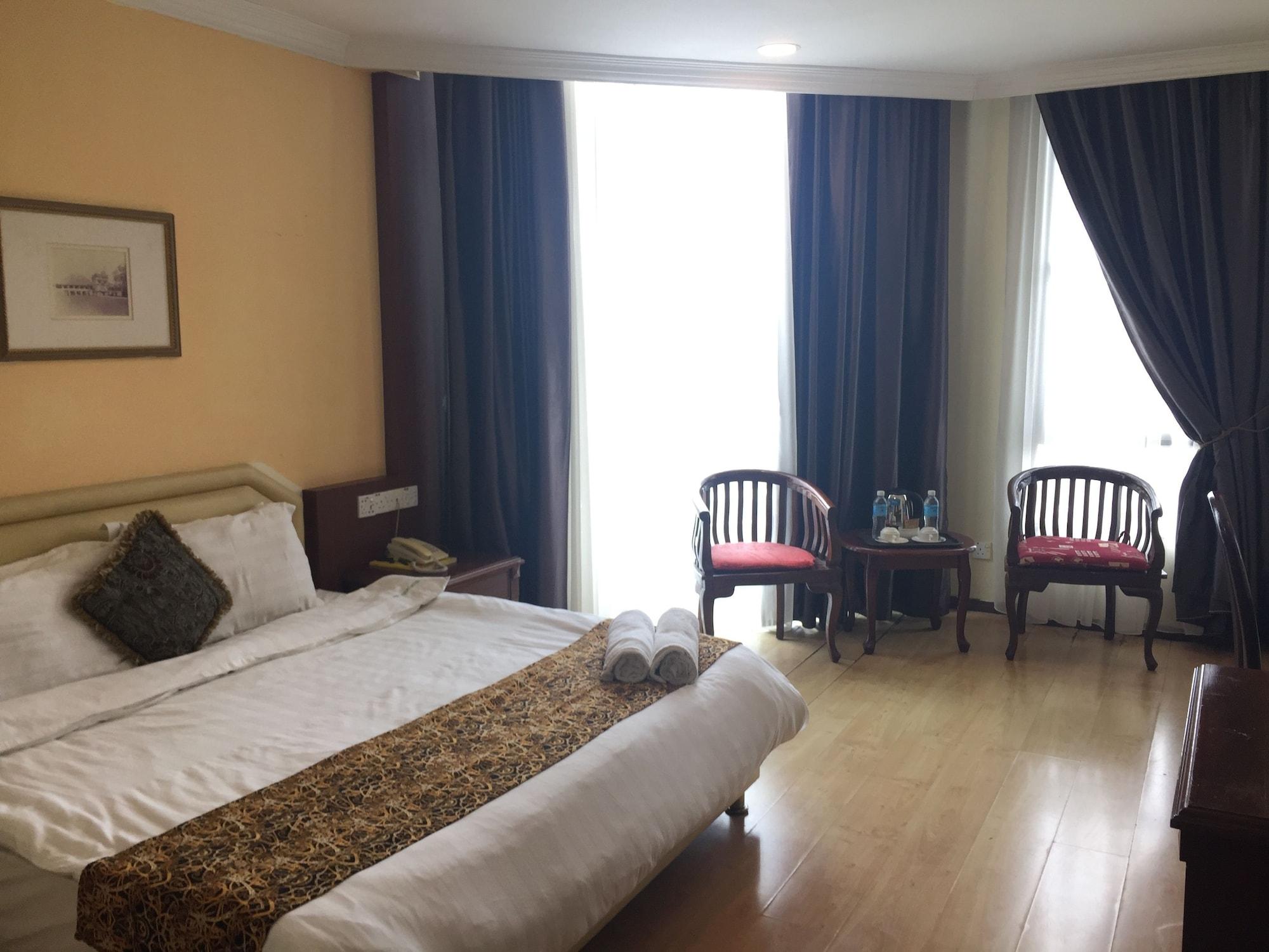 Regal Court Hotel Kuching Ngoại thất bức ảnh