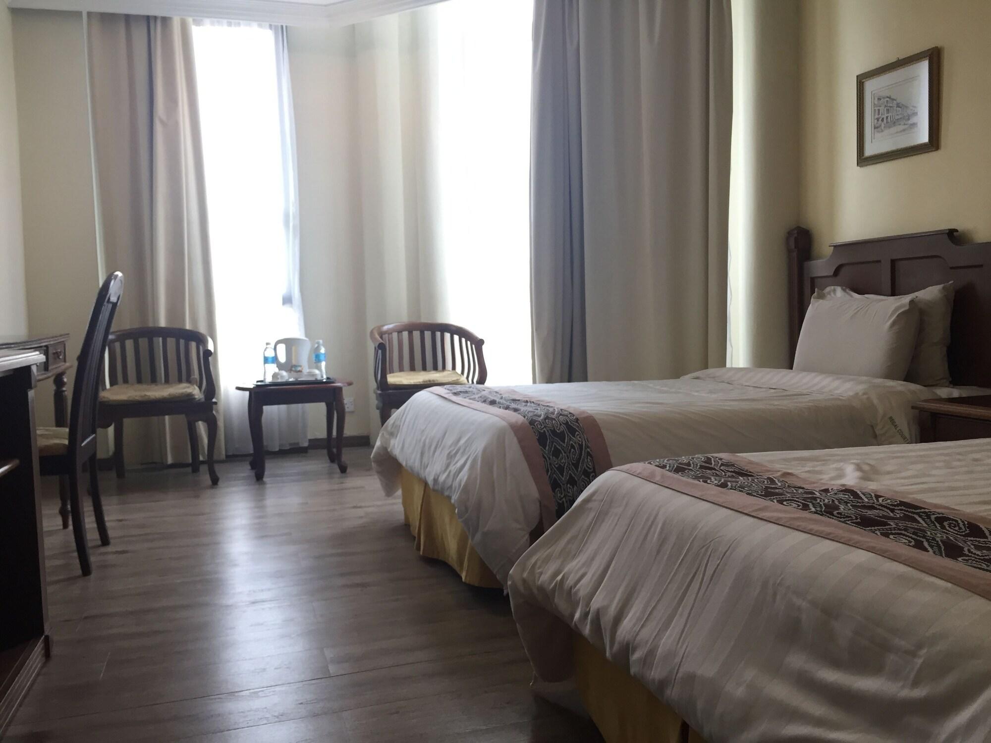 Regal Court Hotel Kuching Ngoại thất bức ảnh