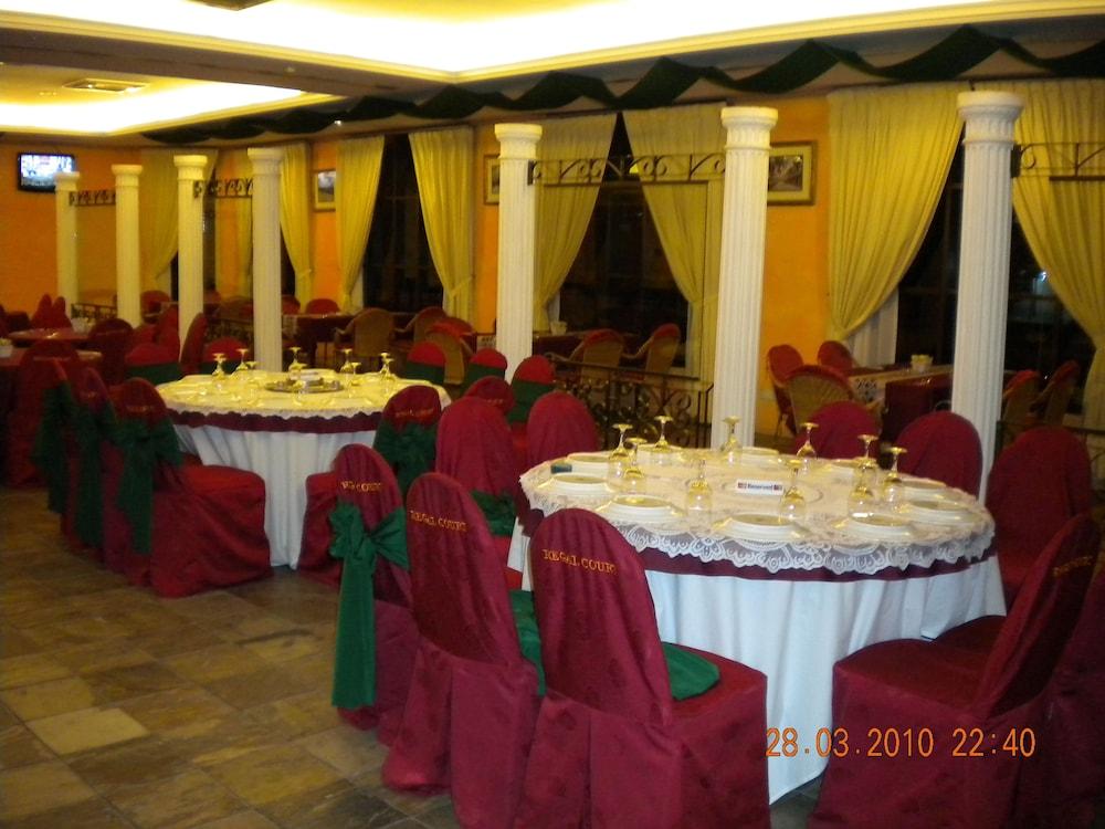 Regal Court Hotel Kuching Ngoại thất bức ảnh