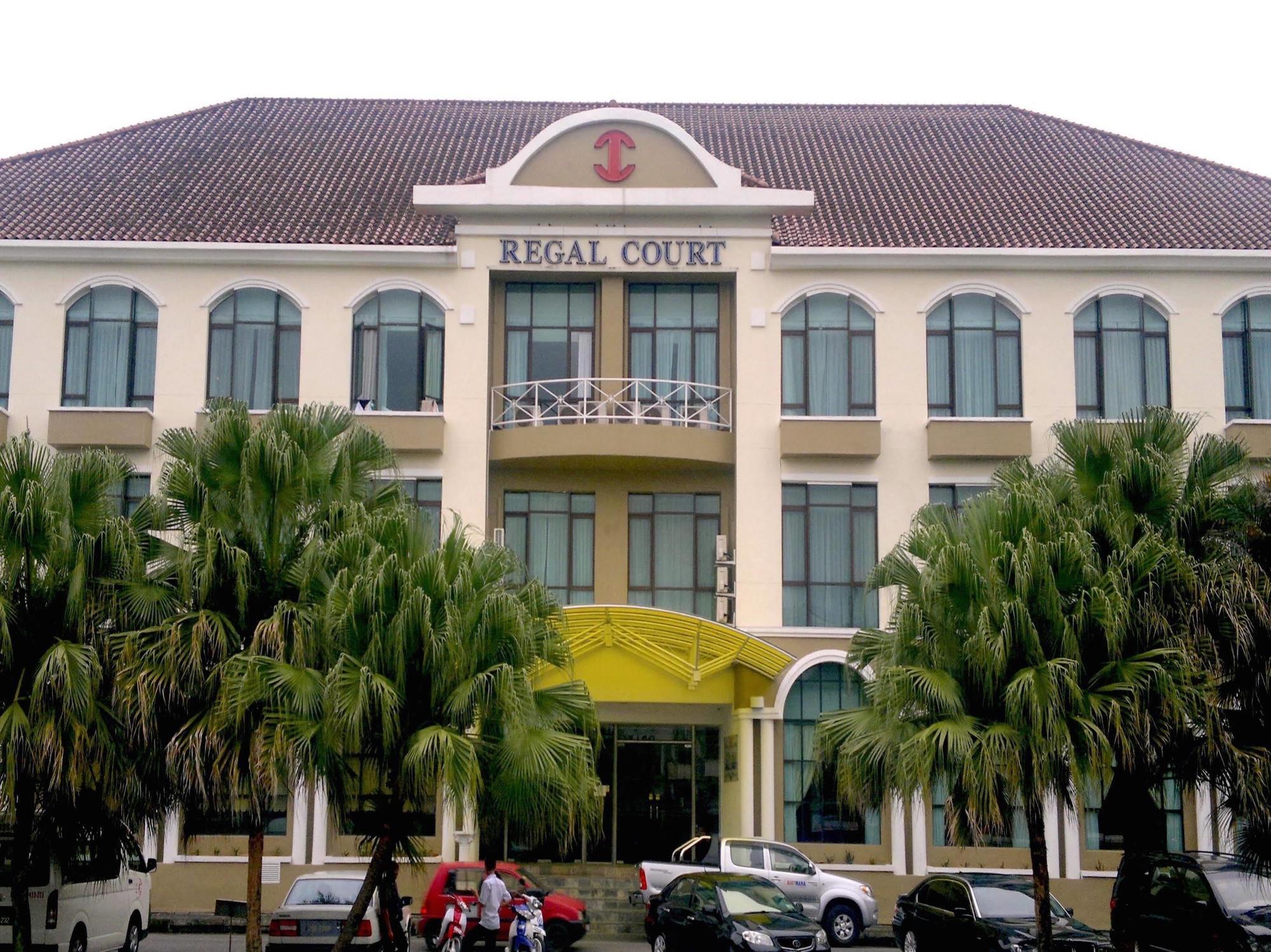 Regal Court Hotel Kuching Ngoại thất bức ảnh