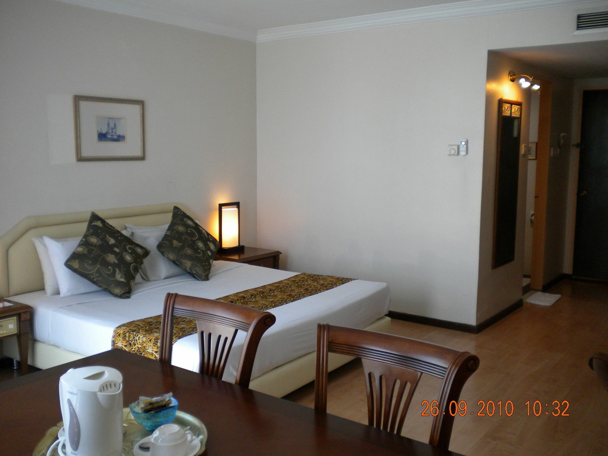 Regal Court Hotel Kuching Ngoại thất bức ảnh